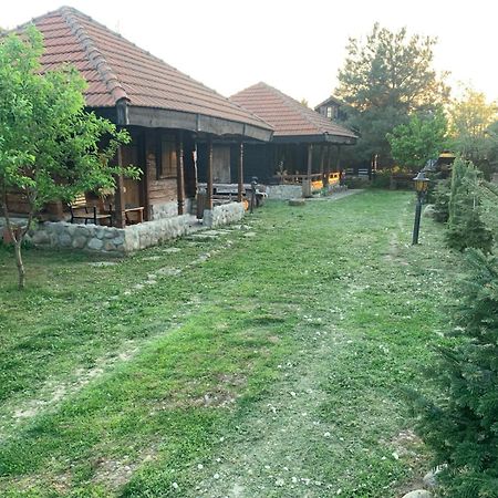 Satul Traditional Runcu  Exterior foto