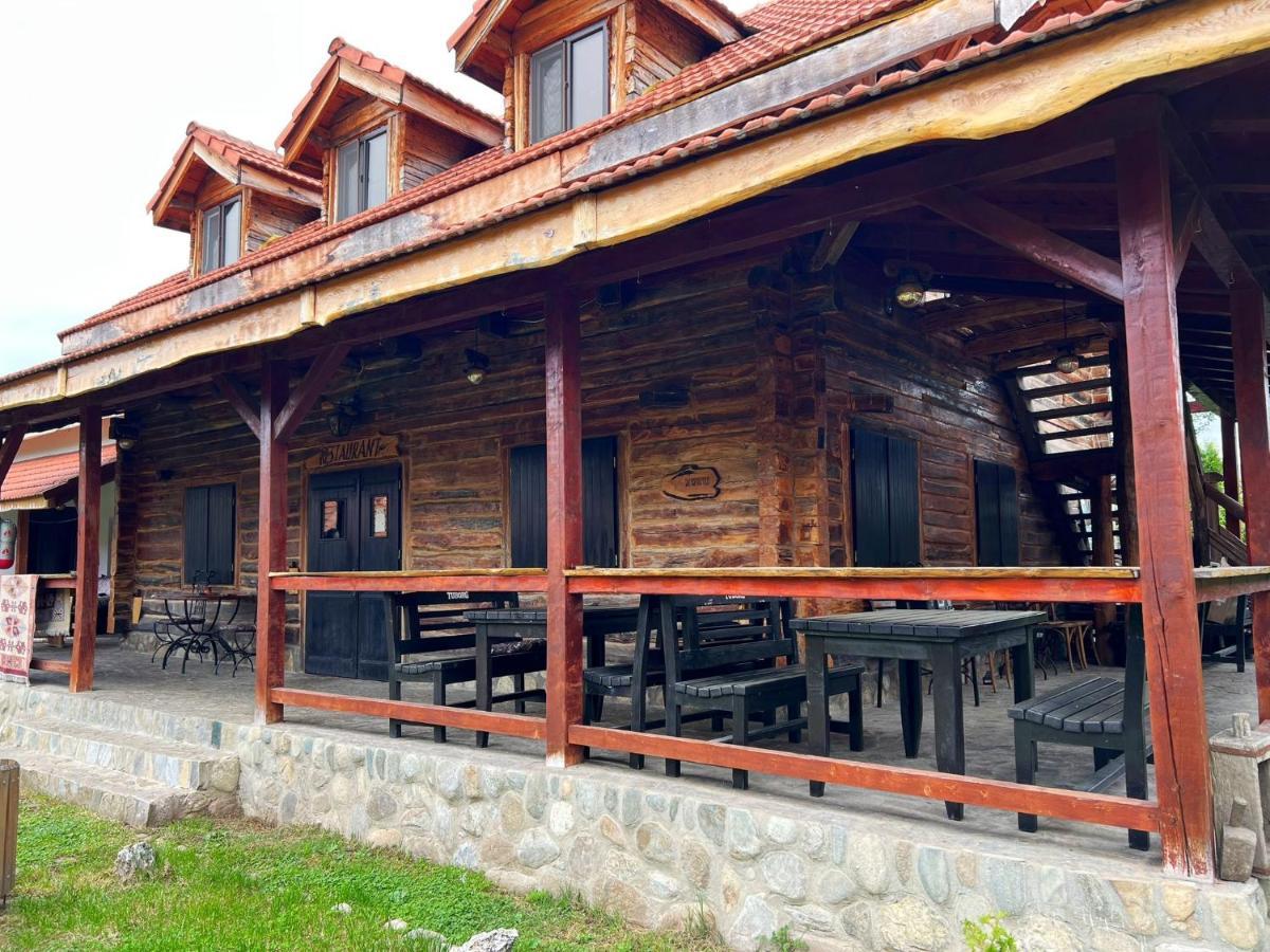 Satul Traditional Runcu  Exterior foto